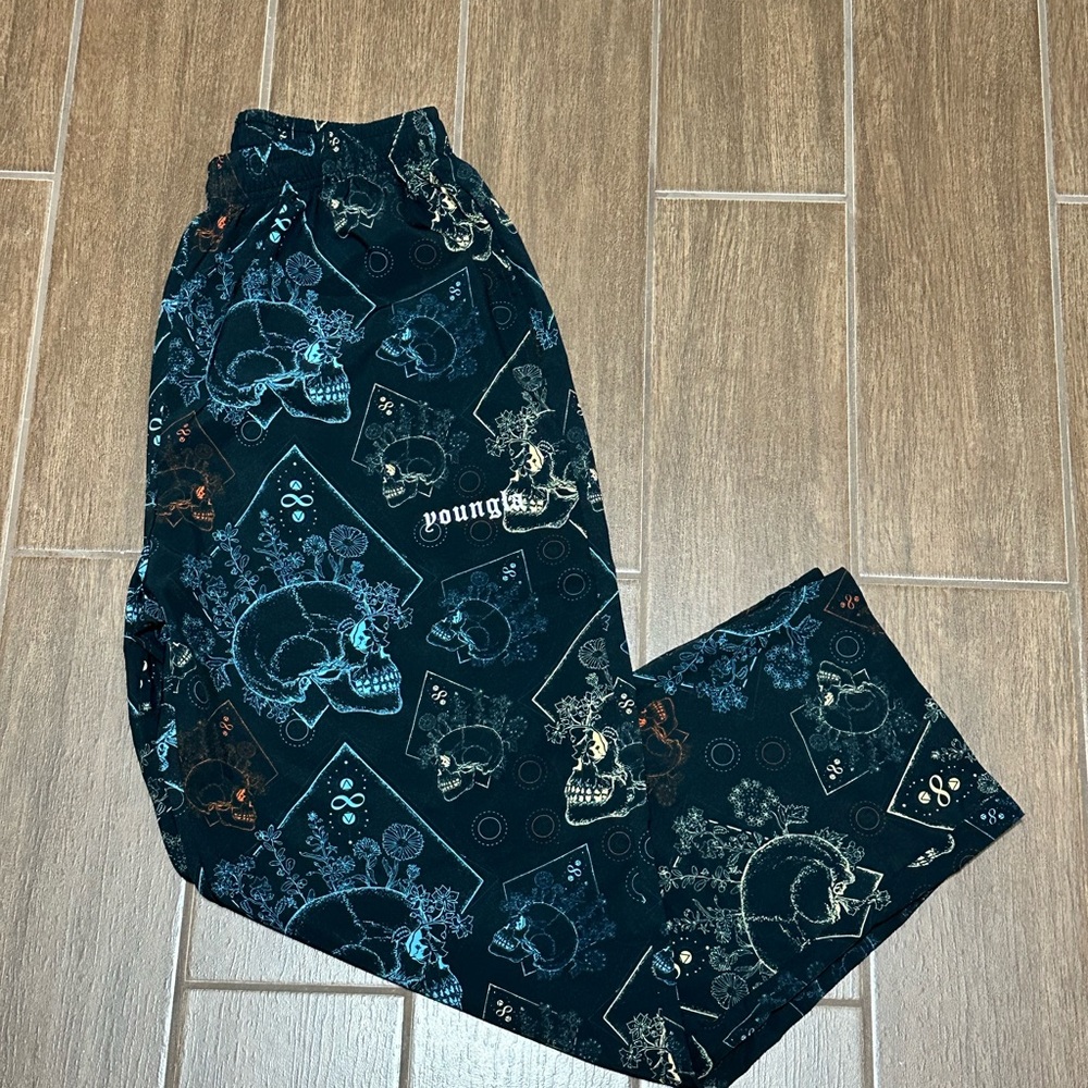 YoungLA Black Skull Print Sweatpants